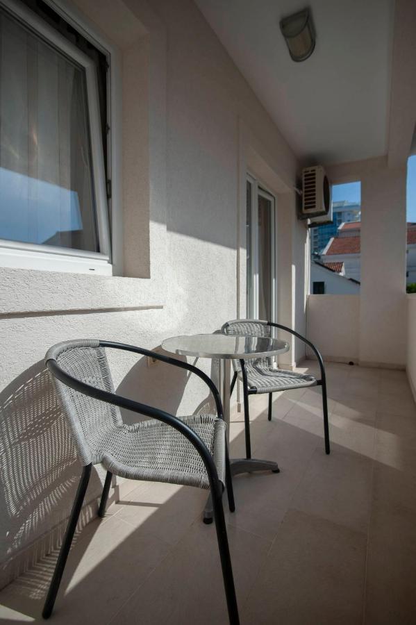 Mandir Apartments - Center Будва Екстер'єр фото