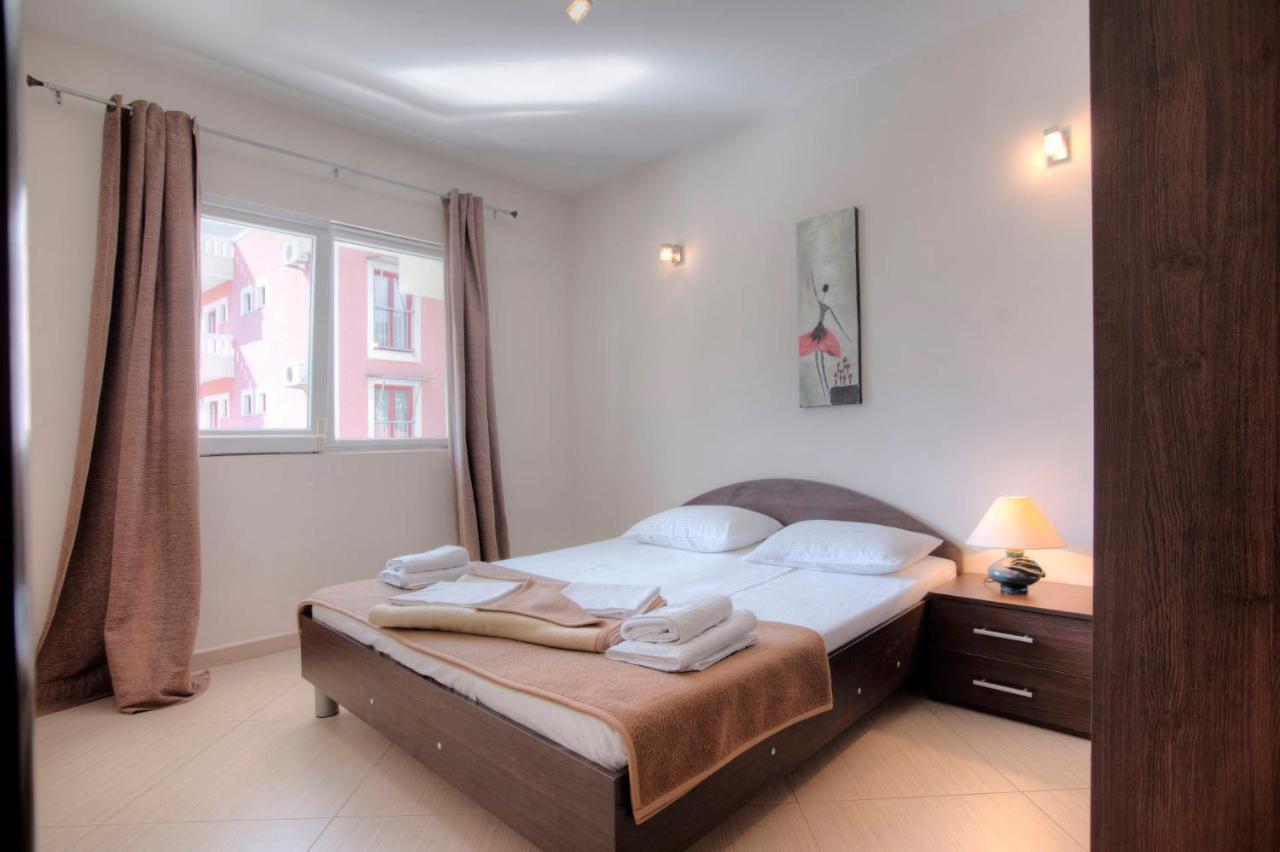 Mandir Apartments - Center Будва Екстер'єр фото